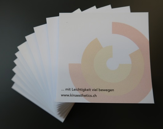 10 Stk. Post-it 73x73mm mit Kinaesthetics Logo Mostrare immagine